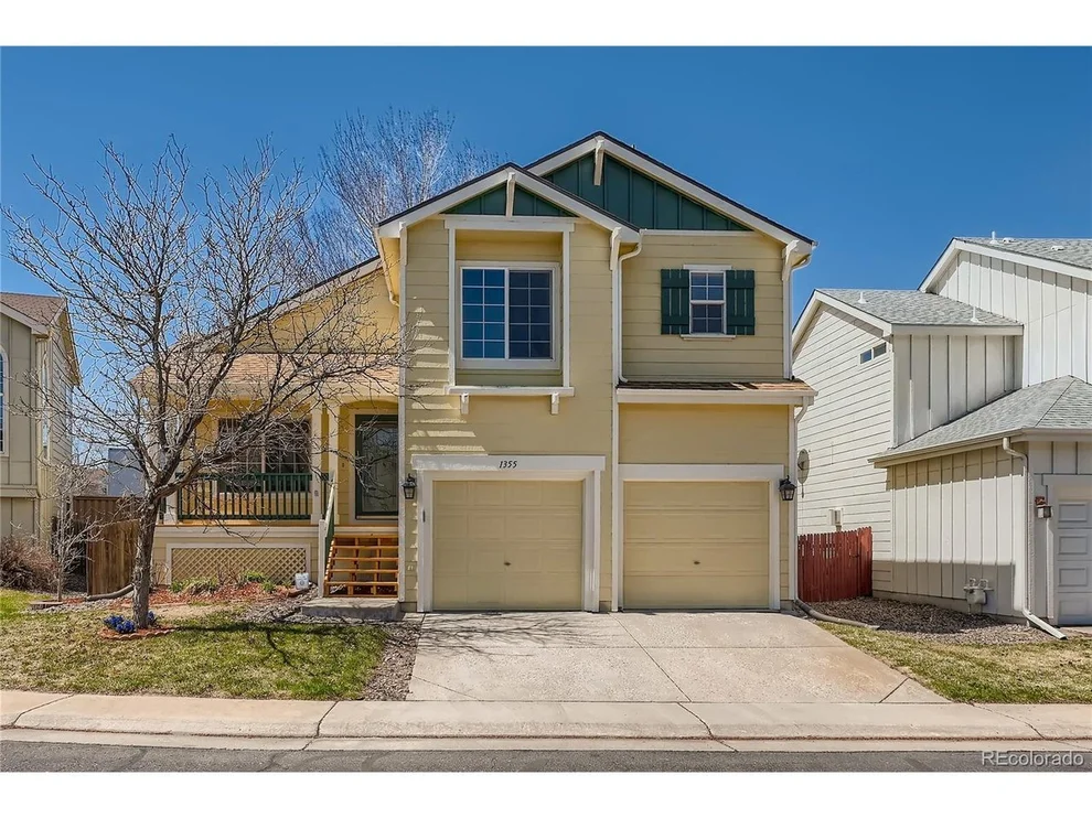 Unit for sale at 1355 S Alton Ct, Denver, CO 80247