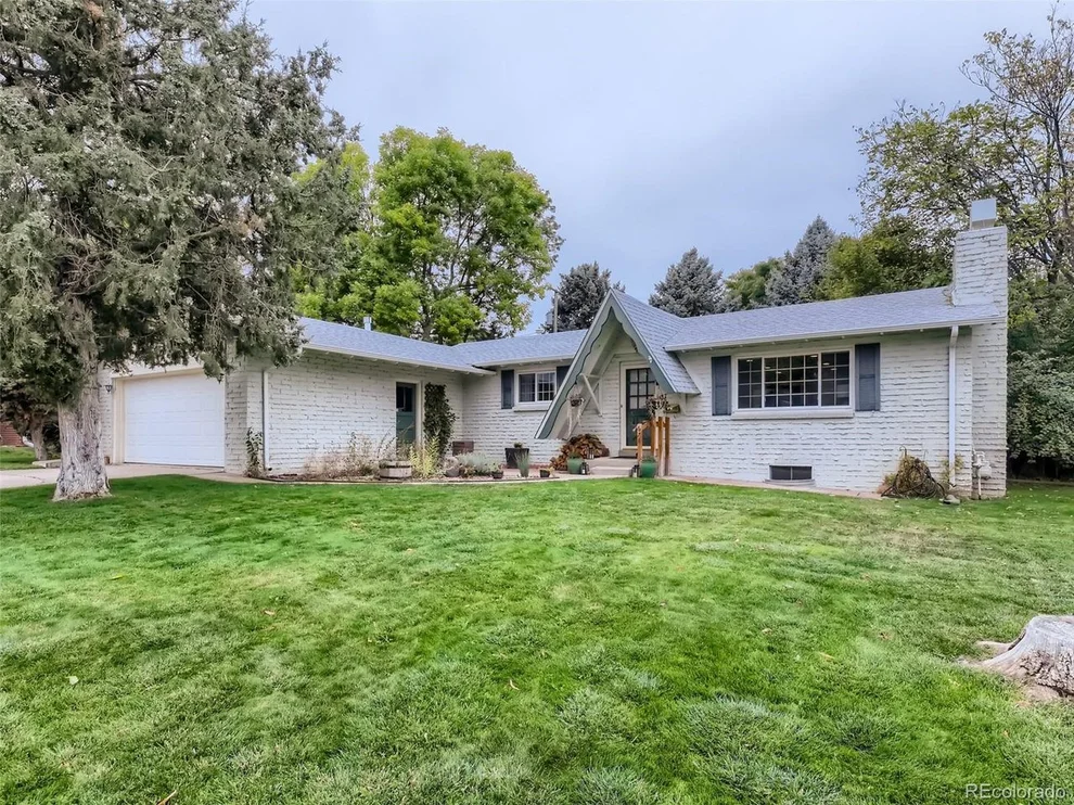Unit for sale at 671 Cody Ct, Lakewood, CO 80215