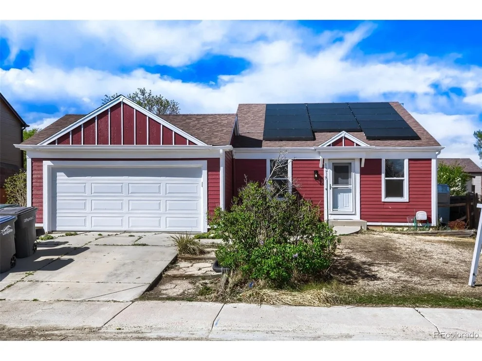 Unit for sale at 1215 Devonshire Ct, Lafayette, CO 80026