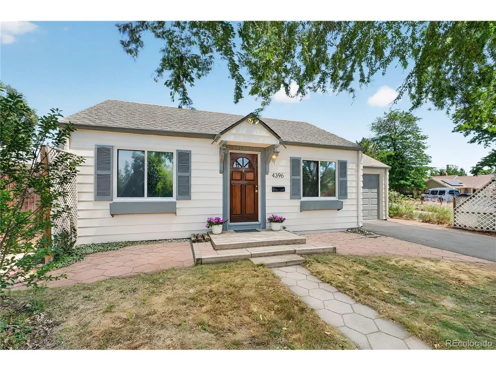 Unit for sale at 4396 S Huron St, Englewood, CO 80110