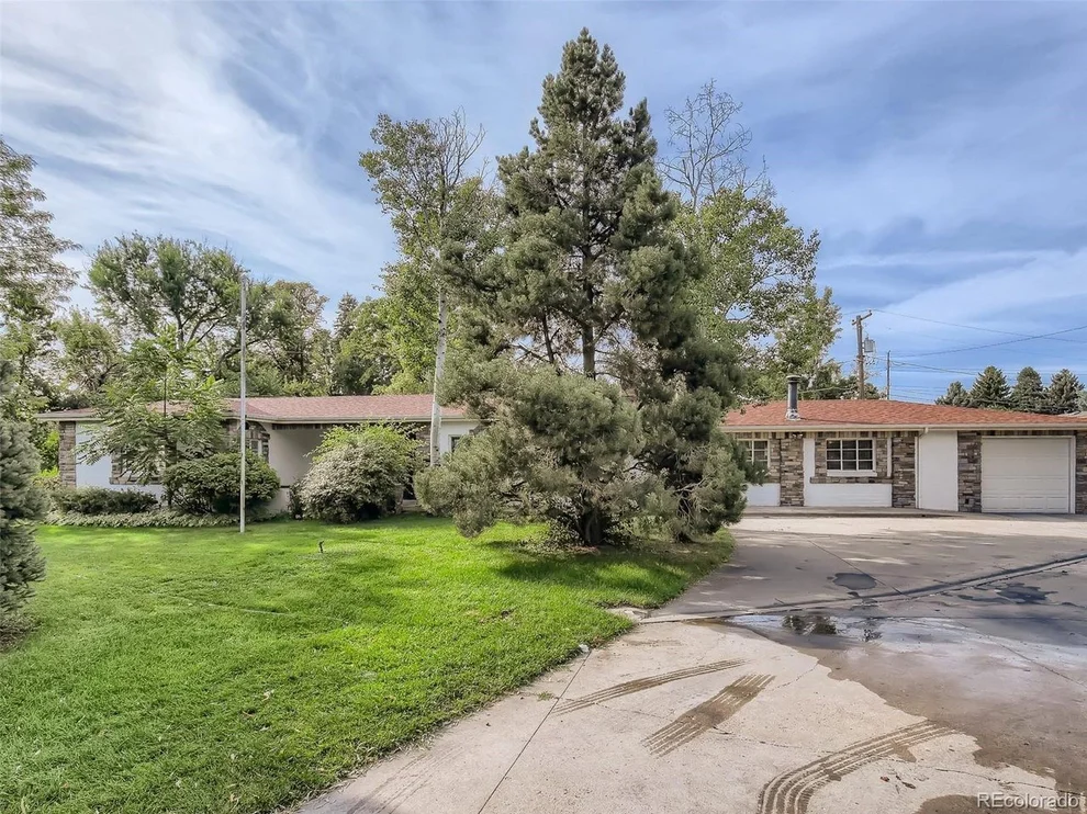Unit for sale at 9332 W 10th Ave, Lakewood, CO 80215