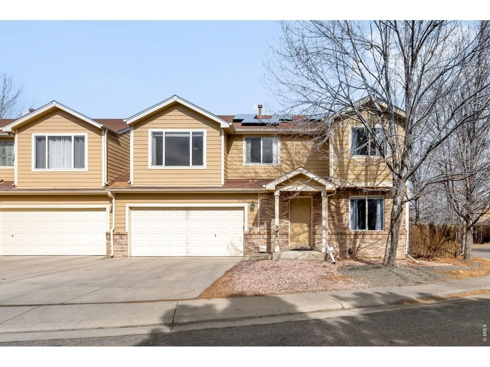 Unit for sale at 9559 E Iowa Cir, Denver, CO 80247