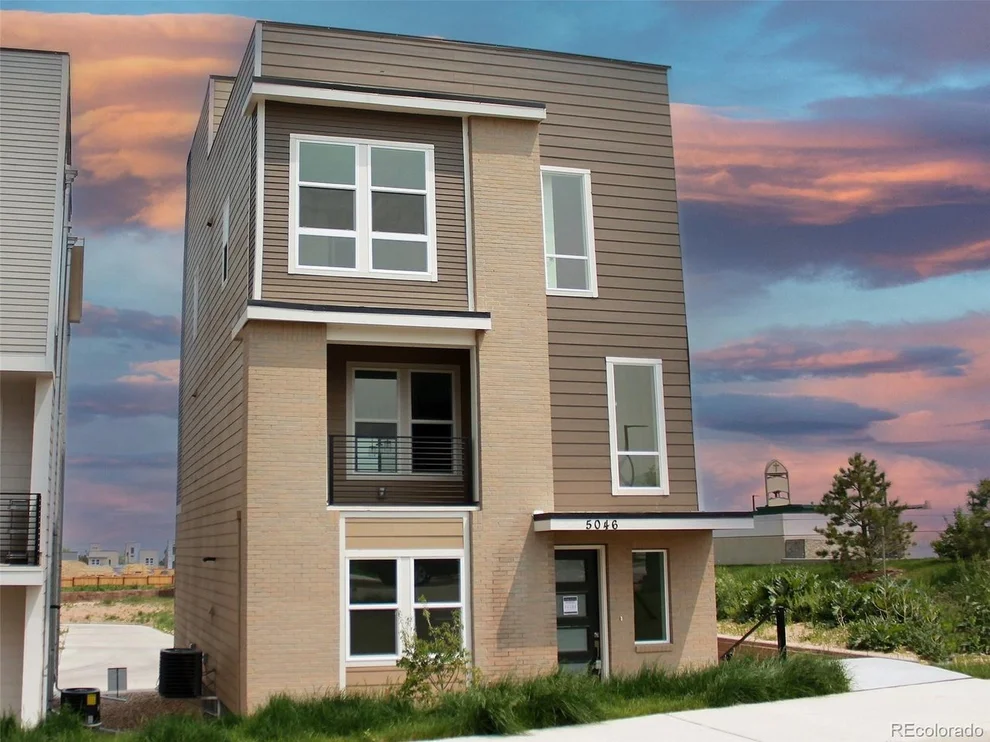 Unit for sale at 5046 S Robb St, Littleton, CO 80127