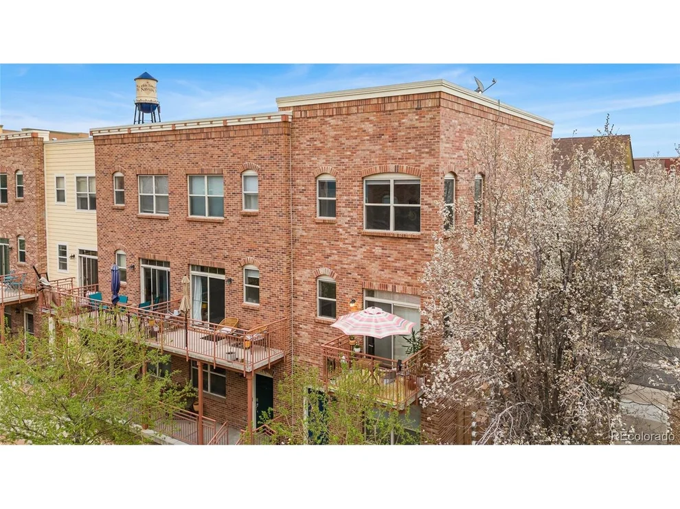 Unit for sale at 5428 Zephyr Ct, Arvada, CO 80002