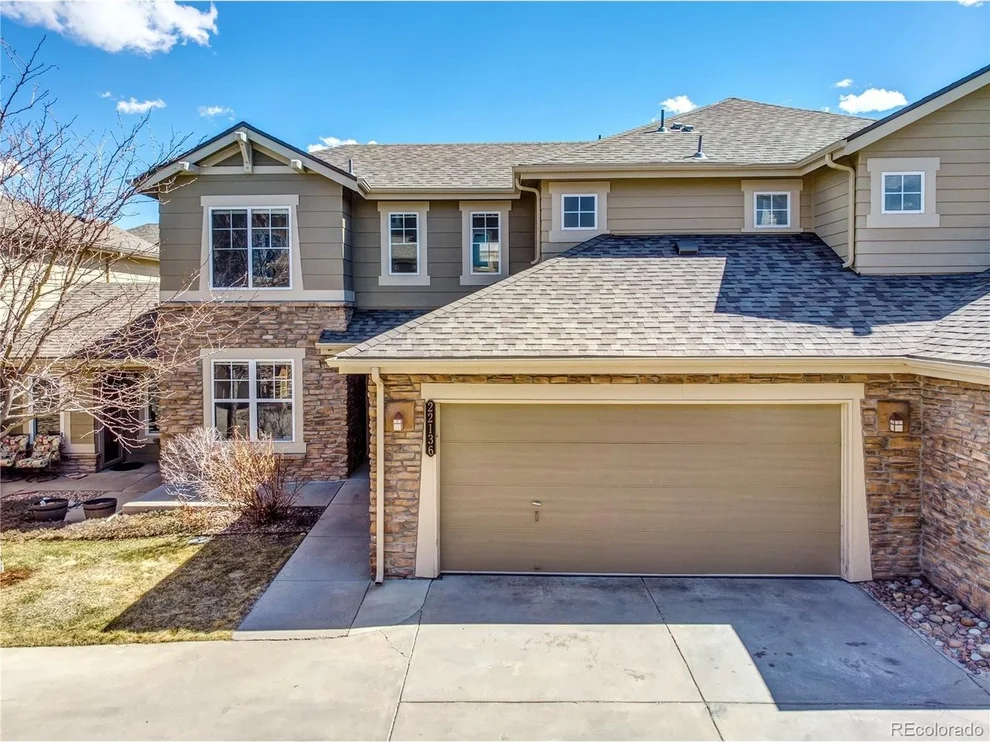 Unit for sale at 22136 E Irish Dr, Aurora, CO 80016