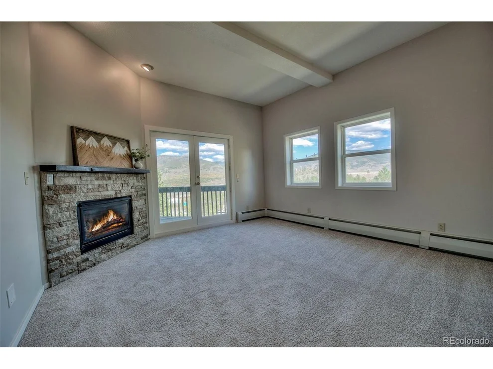 Unit for sale at 152 Fawn Ct, Silverthorne, CO 80498