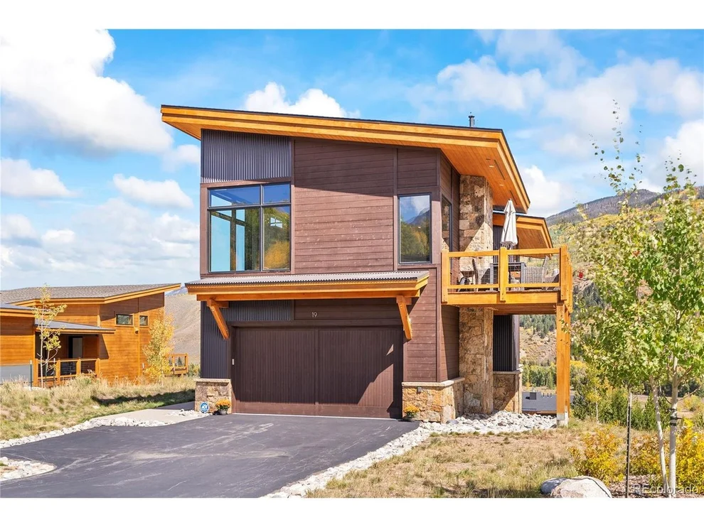 Unit for sale at 19 E Baron Way, Silverthorne, CO 80498