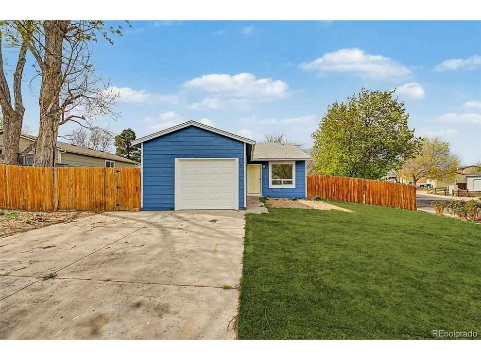 Unit for sale at 17391 E Layton Dr, Aurora, CO 80015