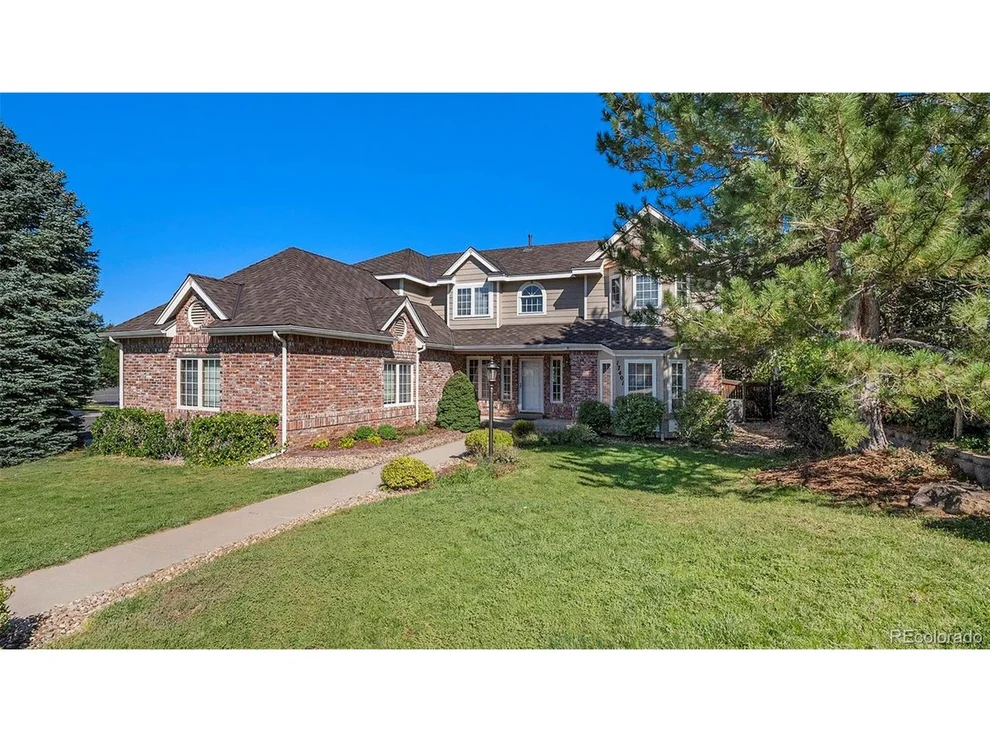 Unit for sale at 17401 E Powers Dr, Centennial, CO 80015