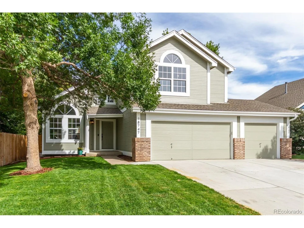Unit for sale at 18747 E Whitaker Cir, Aurora, CO 80015