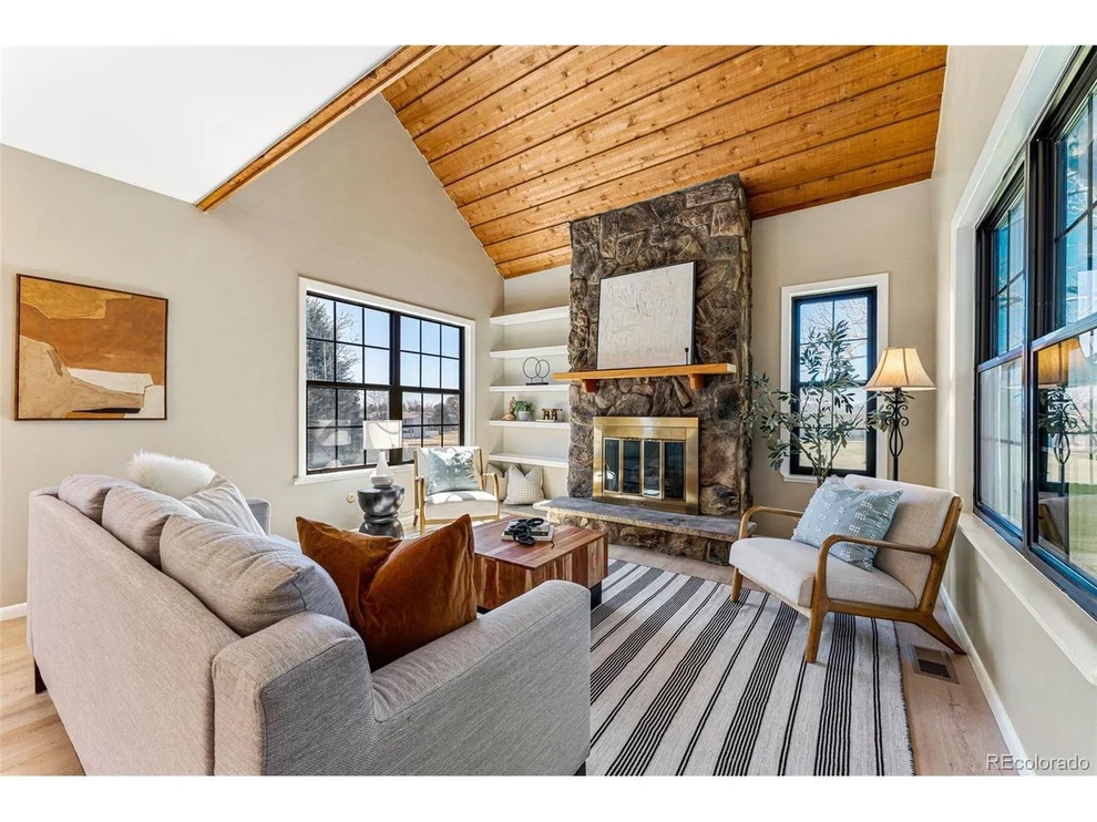 Unit for sale at 2671 S Xanadu Way, Aurora, CO 80014