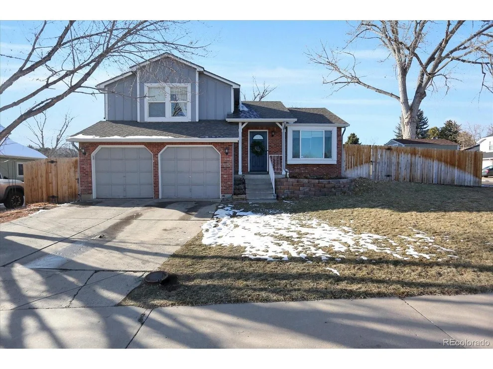 Unit for sale at 8087 S Garland Ct, Littleton, CO 80128