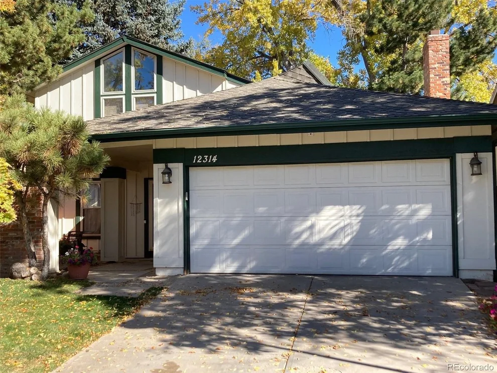 Unit for sale at 12314 E Bates Cir, Aurora, CO 80014