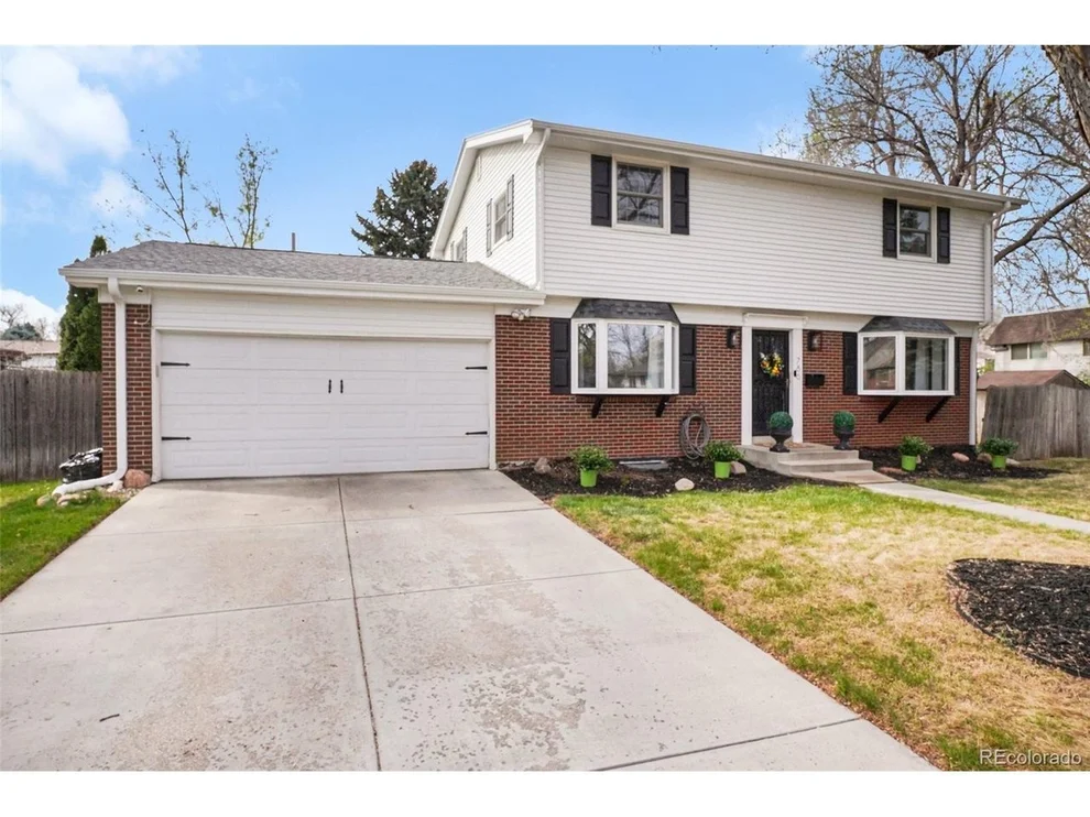 Unit for sale at 786 W Elati Cir, Littleton, CO 80120