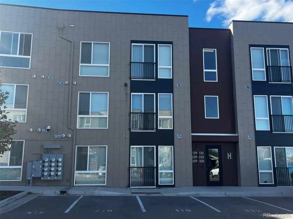 Unit for sale at 8475 E 36th Ave, Denver, CO 80238