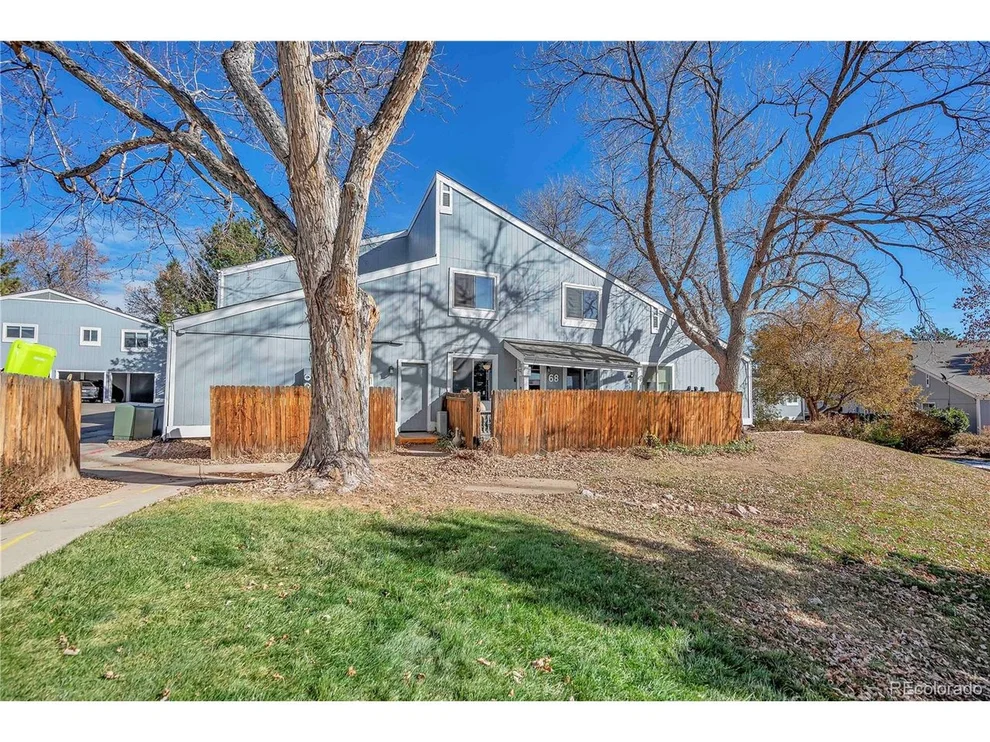 Unit for sale at 2557 S Dover St, Lakewood, CO 80227