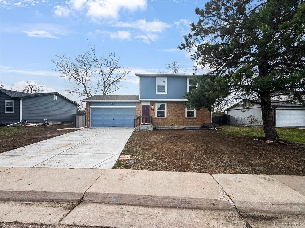 Unit for sale at 4777 S Olathe St, Aurora, CO 80015