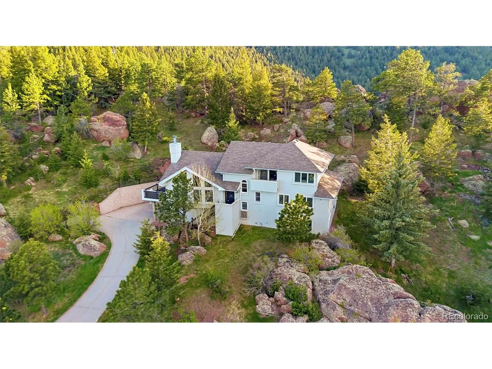 Unit for sale at 9001 Eastridge Rd, Golden, CO 80403