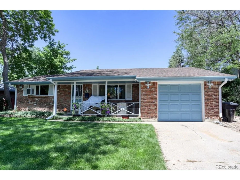 Unit for sale at 3087 S Hurley Cir, Denver, CO 80227