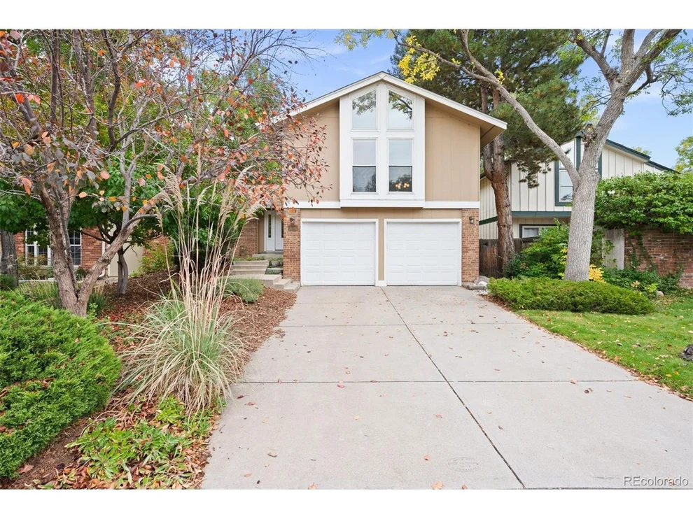 Unit for sale at 12316 E Bates Cir, Aurora, CO 80014