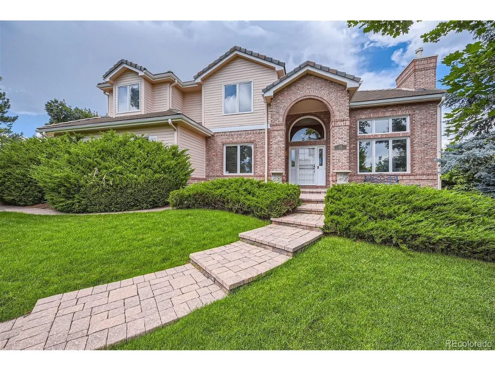 Unit for sale at 31 Lark Bunting Ln, Littleton, CO 80127
