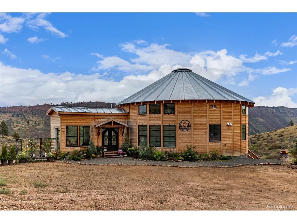 Unit for sale at 2118 Dry Creek Dr, Lyons, CO 80540