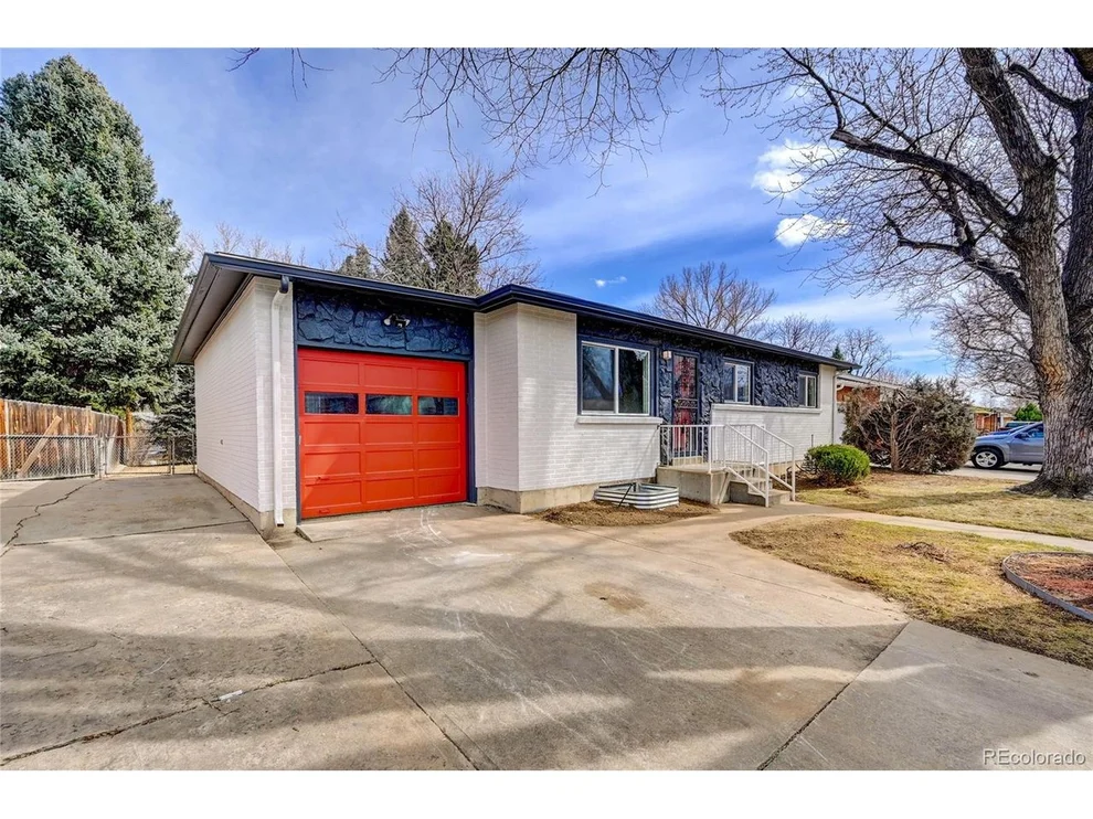 Unit for sale at 3034 S Zurich Ct, Denver, CO 80236