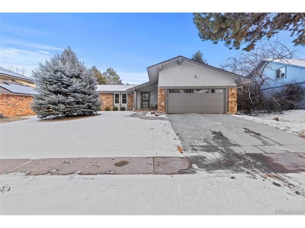 Unit for sale at 5628 S Kenton Way, Englewood, CO 80111