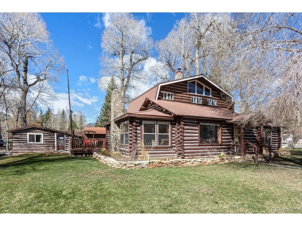 Unit for sale at 224 N San Juan Ave, Buena Vista, CO 81211