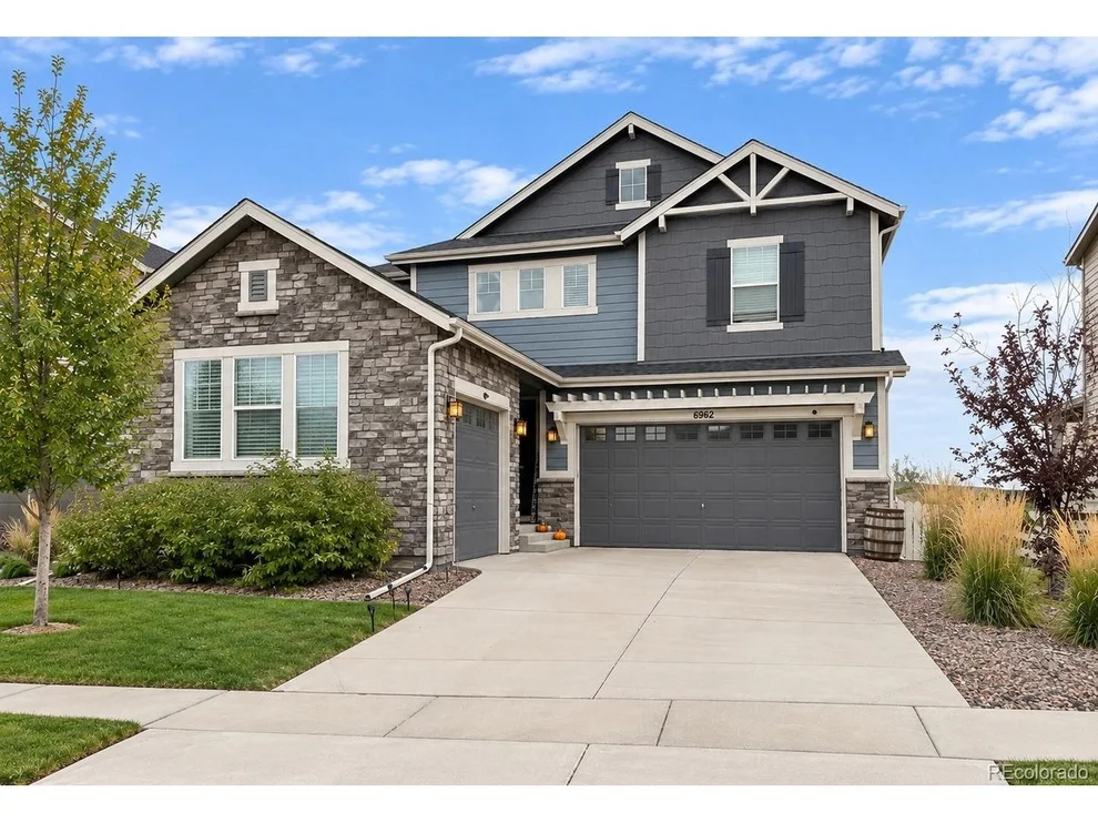 Unit for sale at 6962 S Undergrove Way, Aurora, CO 80016