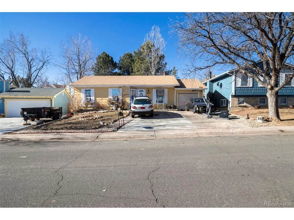 Unit for sale at 2023 S Ivory Way, Aurora, CO 80013
