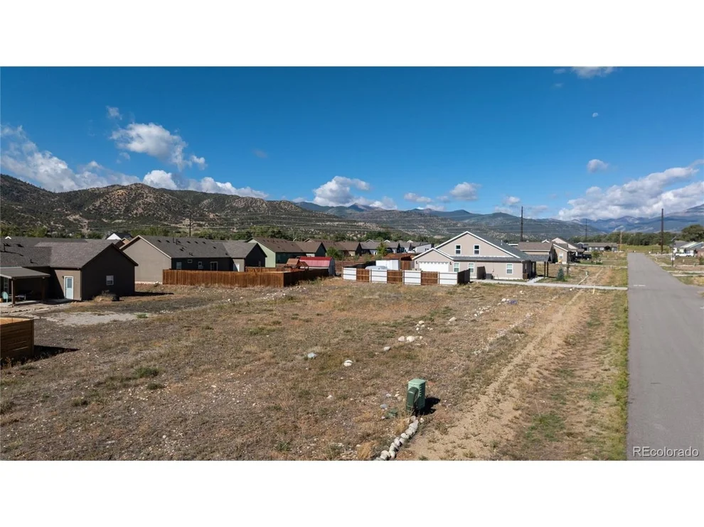 Unit for sale at 883 Hoover Cir, Poncha Springs, CO 81242