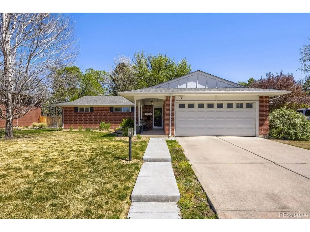 Unit for sale at 3326 S Verbena Ct, Denver, CO 80231