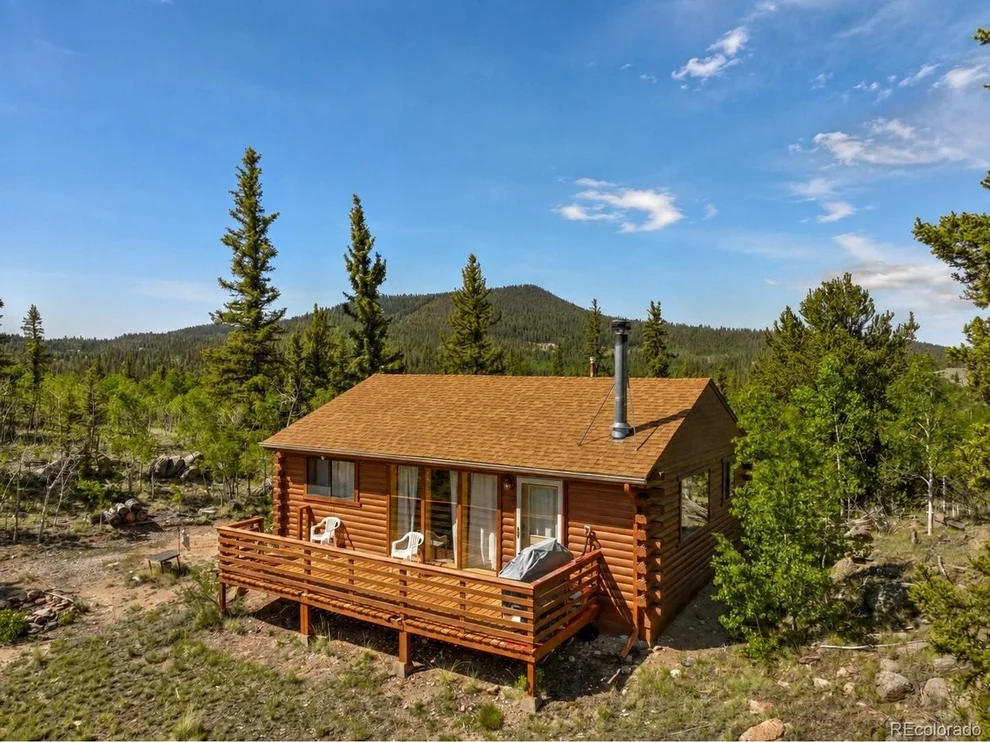 Unit for sale at 225 Deadwood Dr, Jefferson, CO 80456