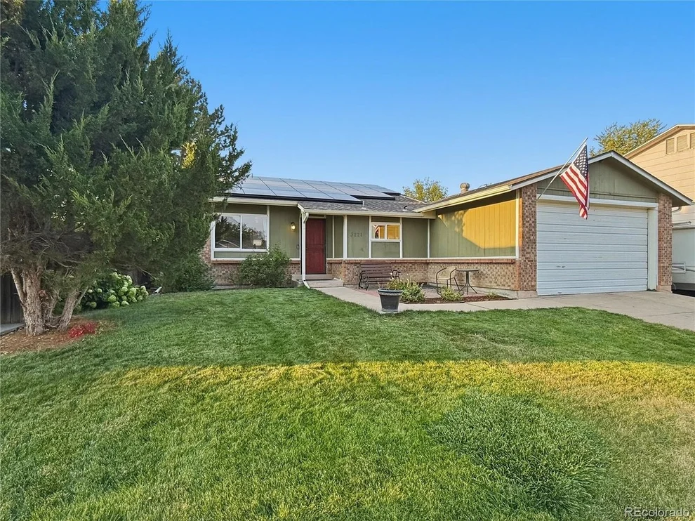 Unit for sale at 3221 Queen Ct, Broomfield, CO 80020