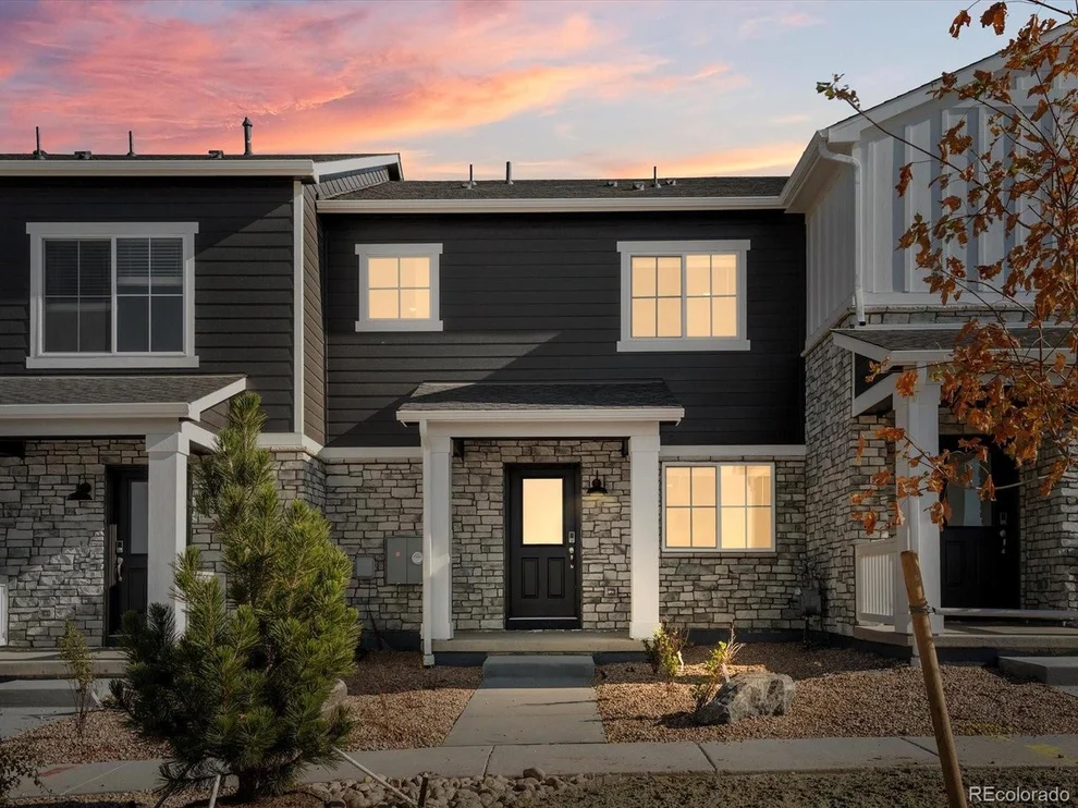 Unit for sale at 21127 E 65th Ave, Aurora, CO 80019