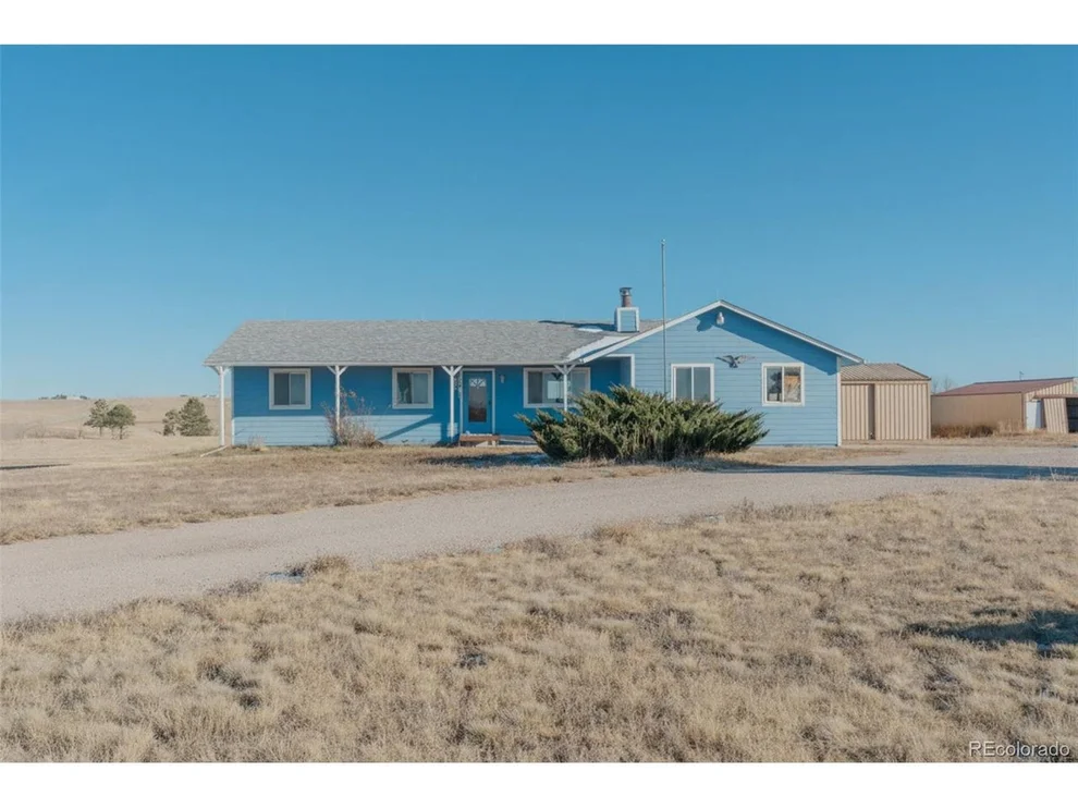 Unit for sale at 45922 Summit Road, Parker, CO 80138