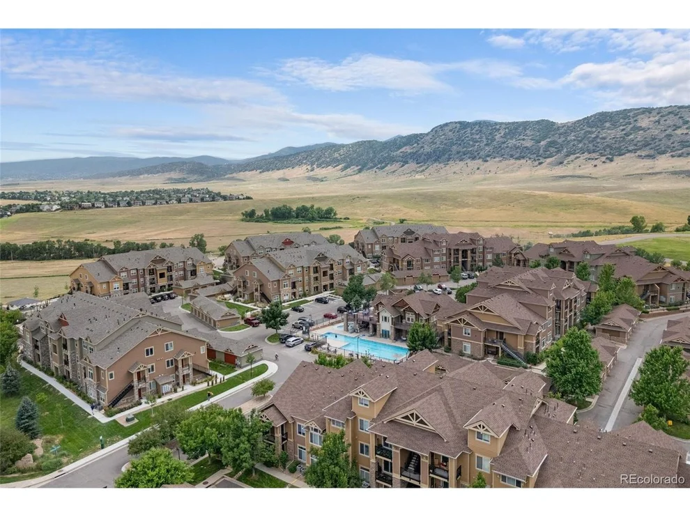 Unit for sale at 9992 W Victoria Pl, Littleton, CO 80127
