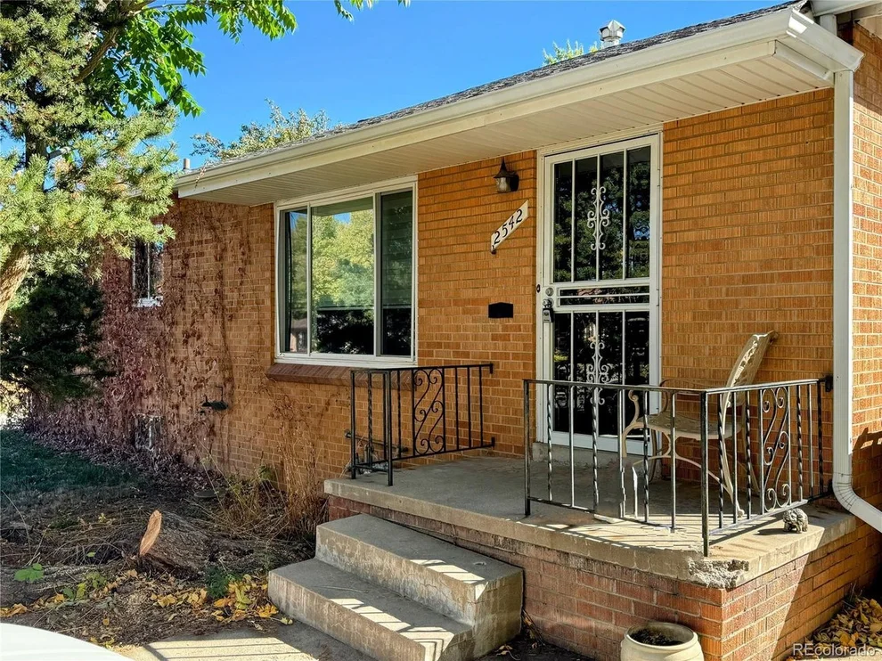 Unit for sale at 2542 S Winona Ct, Denver, CO 80219