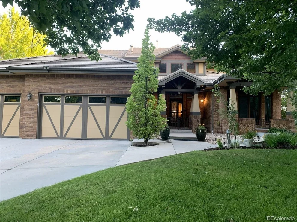 Unit for sale at 4794 W Hinsdale Ct, Littleton, CO 80128