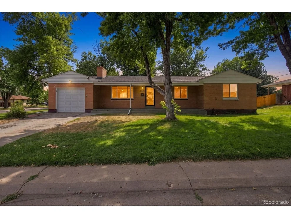 Unit for sale at 3250 Santa Anita Dr, Englewood, CO 80110