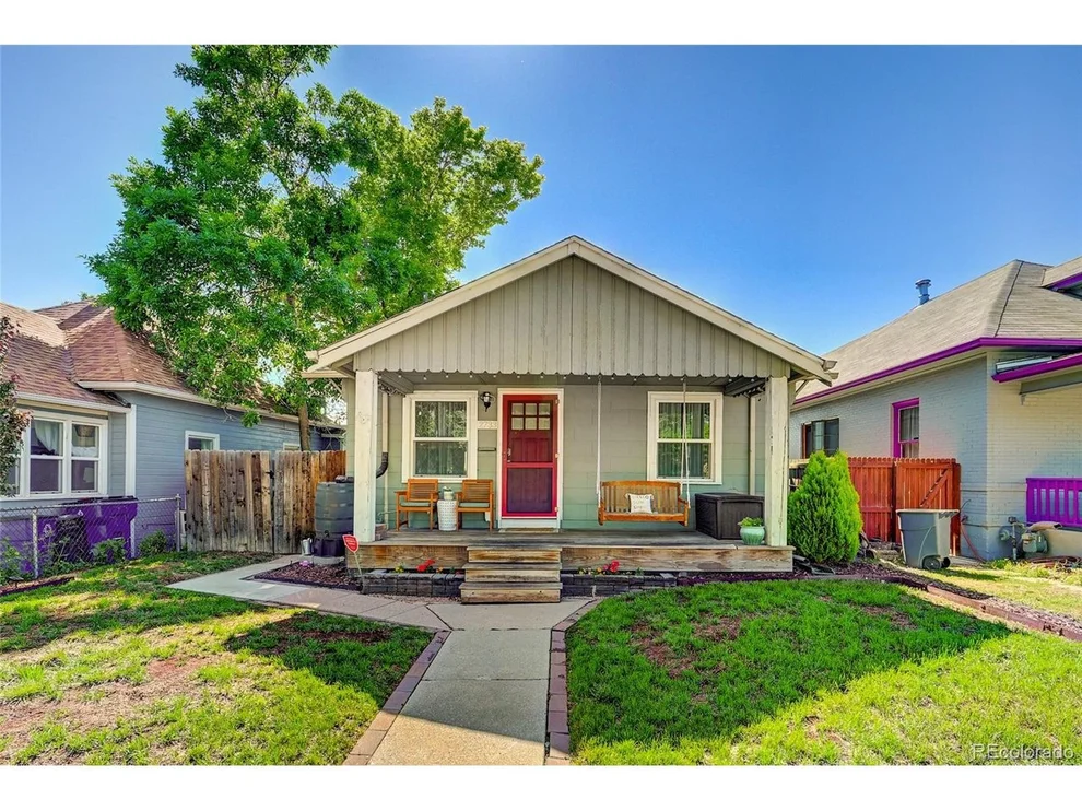 Unit for sale at 2733 S Lincoln St, Englewood, CO 80113