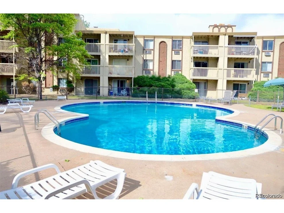 Unit for sale at 1302 S Parker Rd, Denver, CO 80231