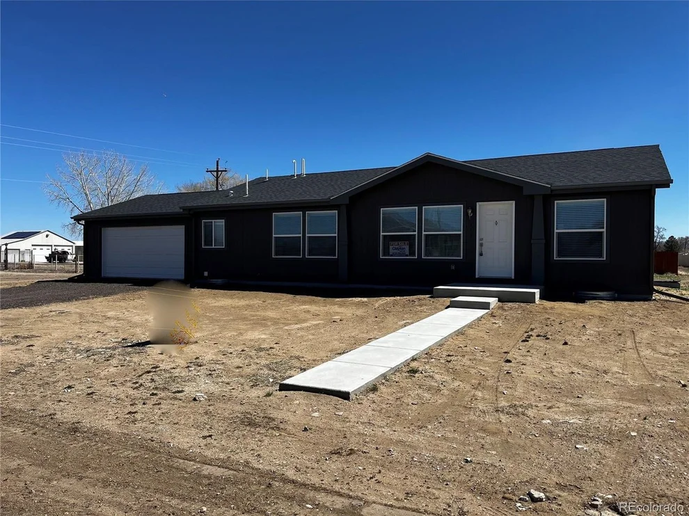 Unit for sale at 113 Juniper Cir, Log Lane Village, CO 80705