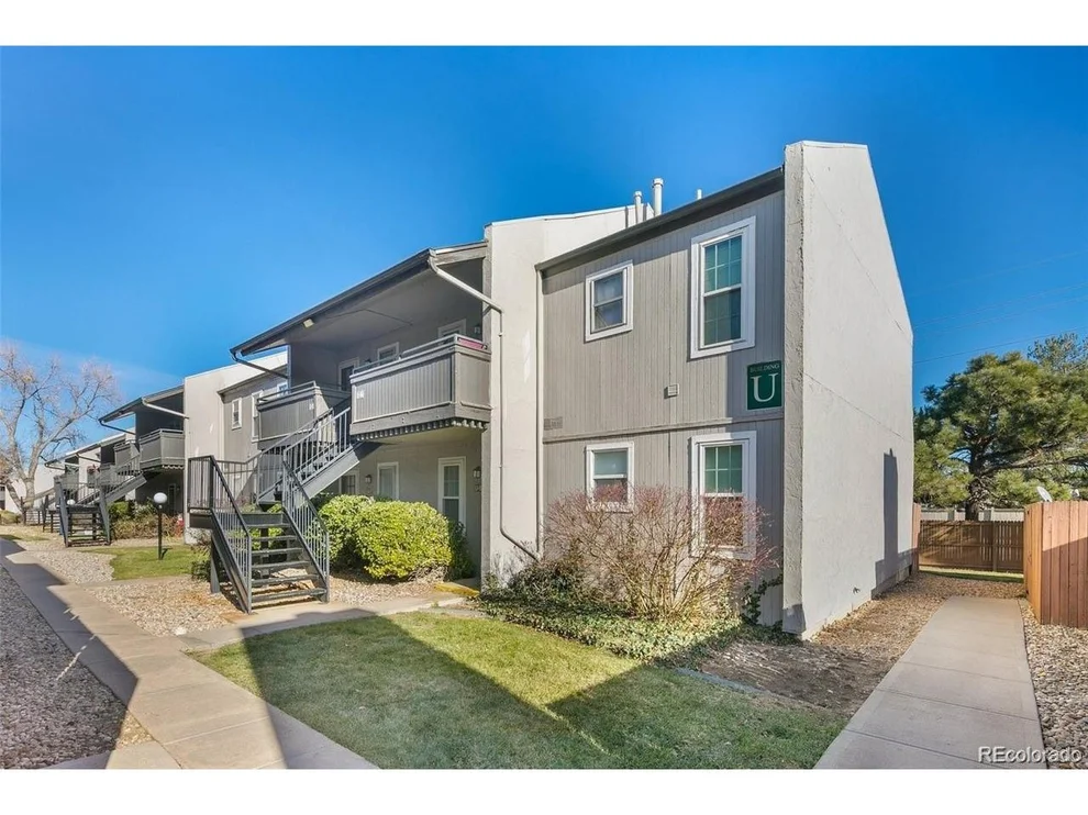 Unit for sale at 2301 E Fremont Ave, Centennial, CO 80122