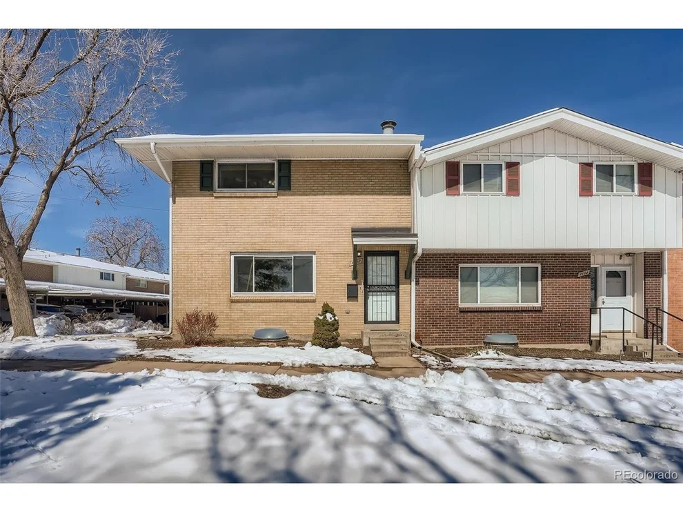 Unit for sale at 9100 E Nassau Ave, Denver, CO 80237