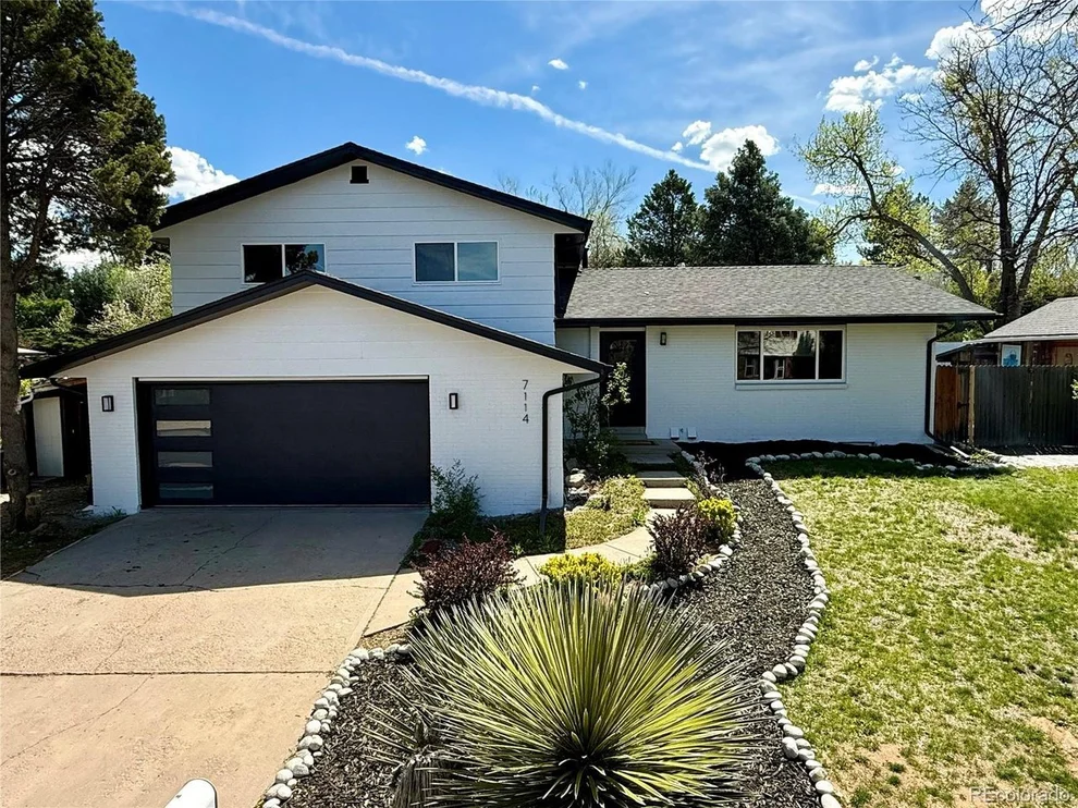Unit for sale at 7114 S Costilla St, Littleton, CO 80120