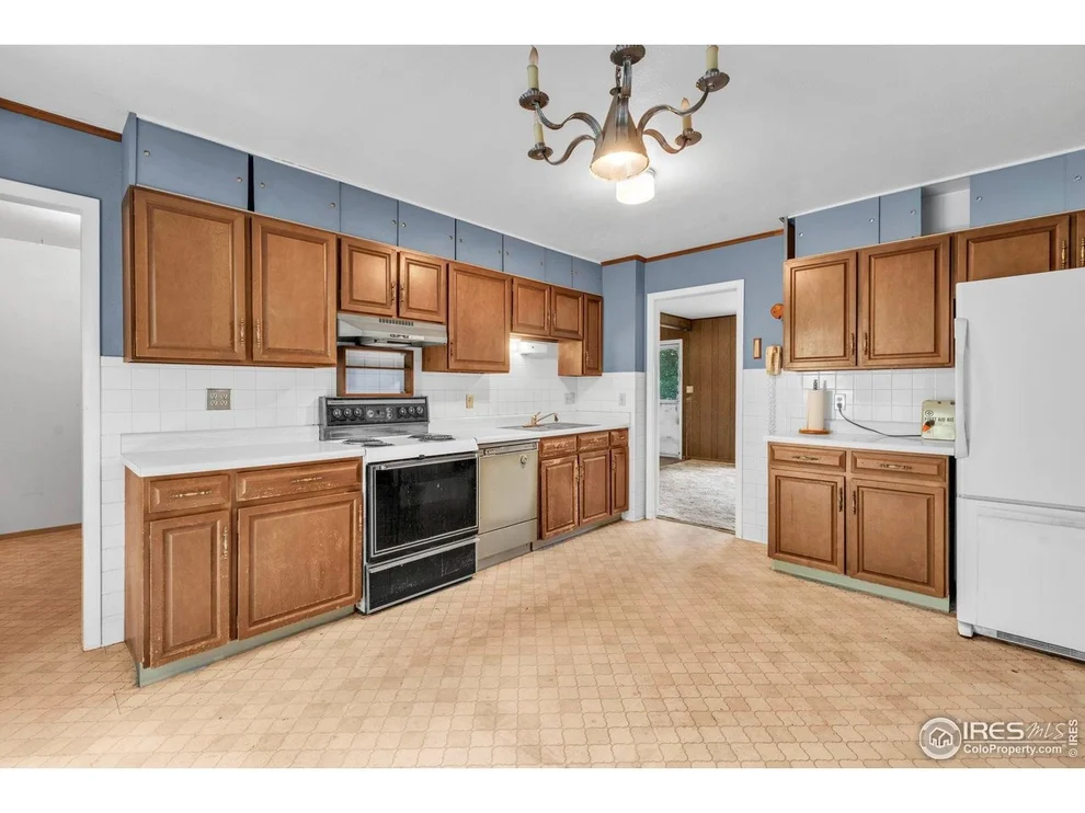 Unit for sale at 1380 Ithaca Dr, Boulder, CO 80305