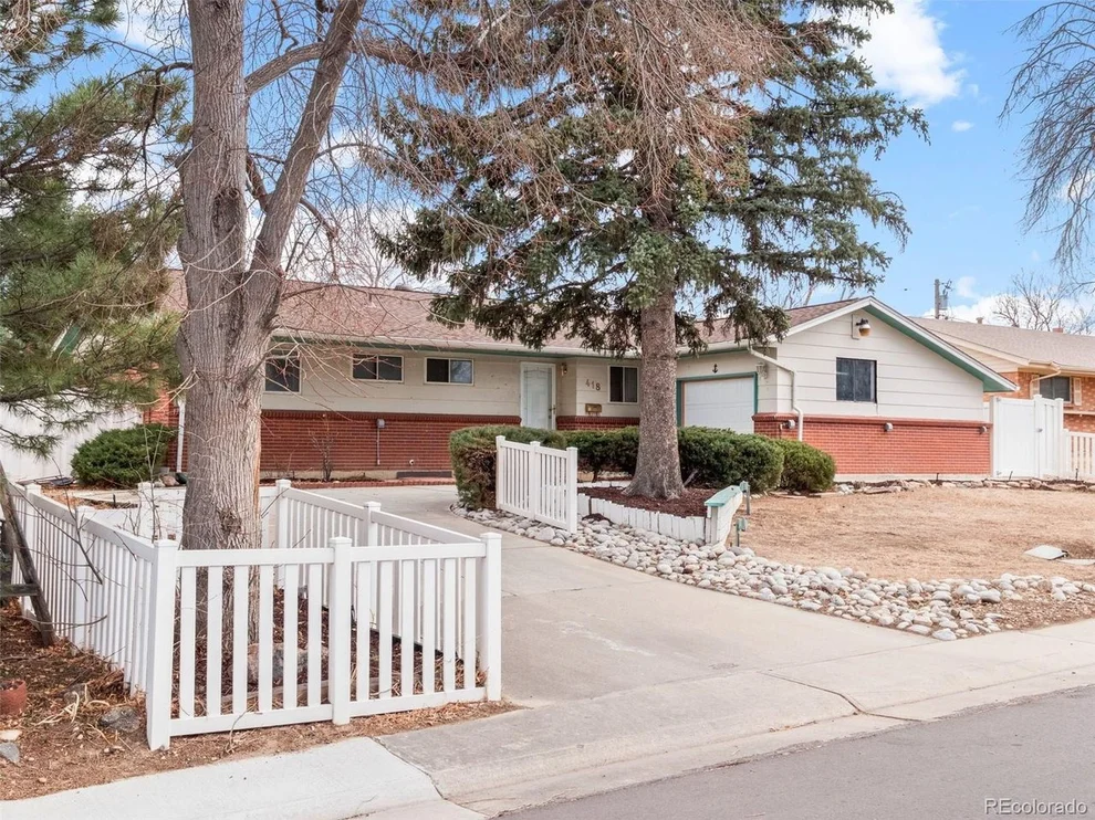 Unit for sale at 418 S Wheeling Way, Aurora, CO 80012