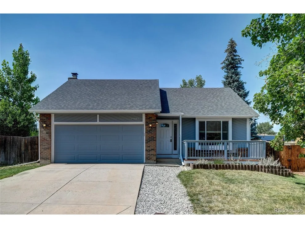 Unit for sale at 18947 E Utah Cir, Aurora, CO 80017
